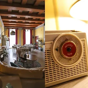 Retro Oda ve Kahvaltı