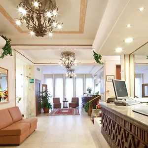 3* מלון Terminus & Plaza