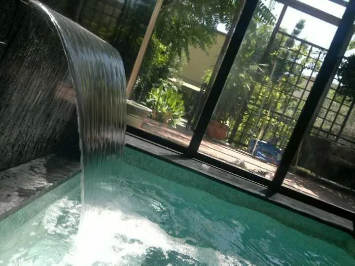 La Casa Con Piscina Riscaldata Interna Anna Luxury Garden contacts