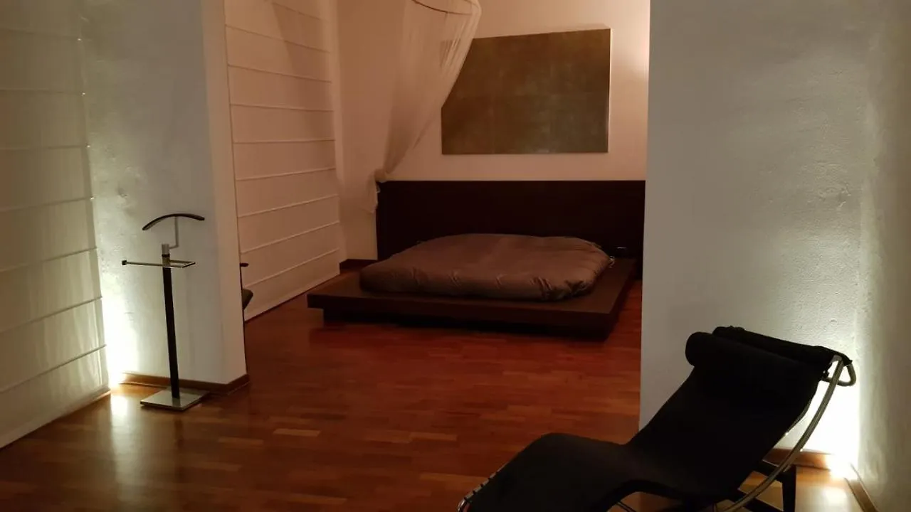 La Casa Con Piscina Riscaldata Interna Anna Luxury Garden Apartment Pisa