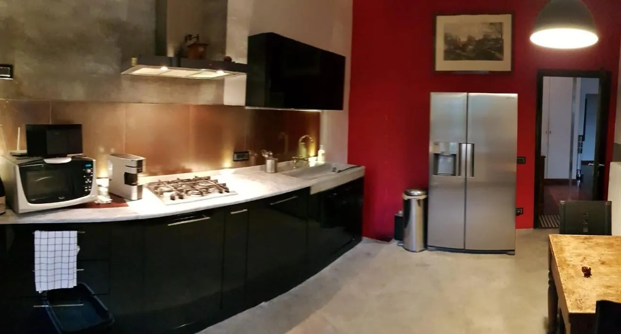 La Casa Con Piscina Riscaldata Interna Anna Luxury Garden Apartment Pisa 0*,  Italy